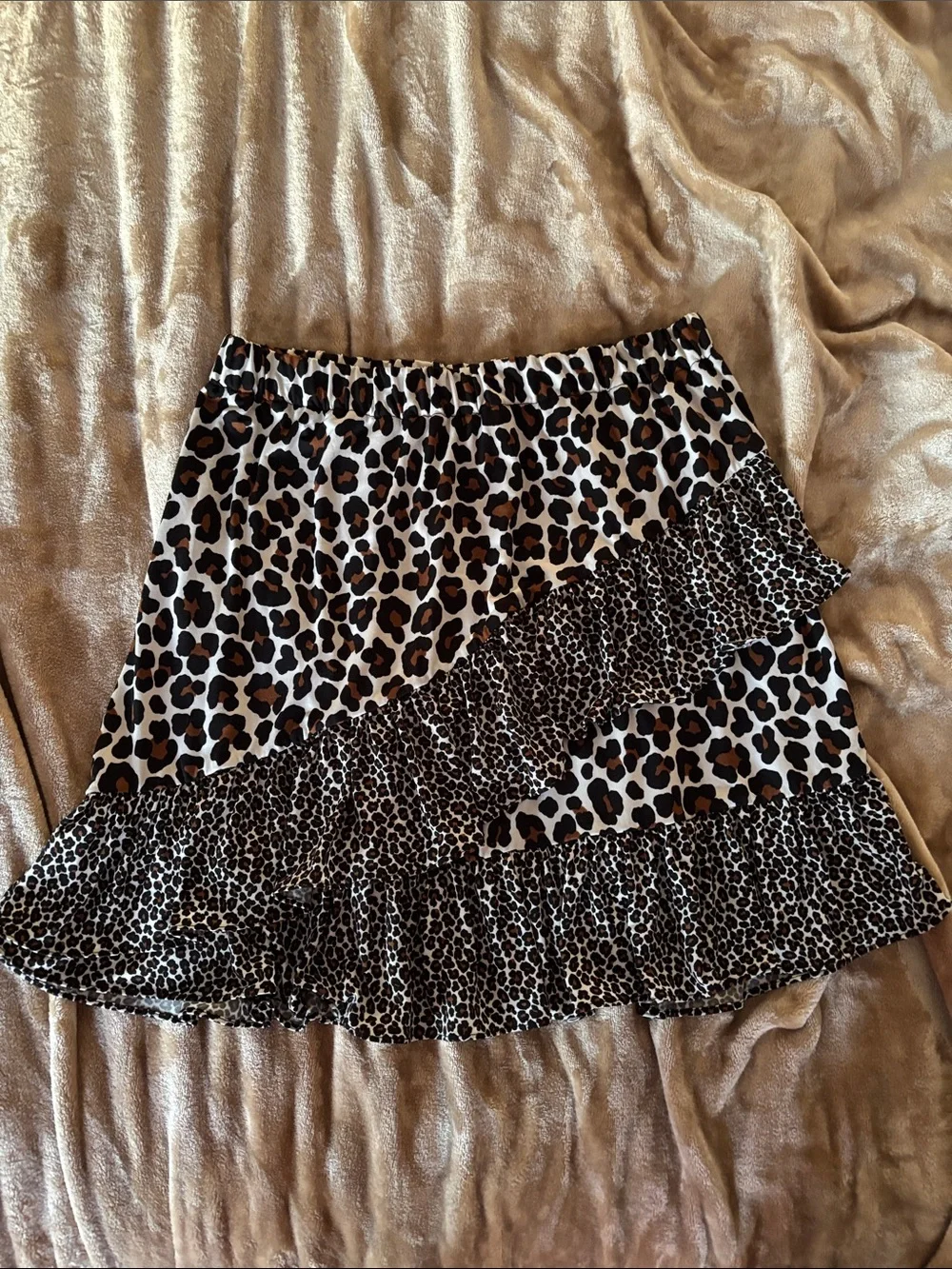 Michael Kors Leopard Ruffle Mini Skirt - Black & Brown